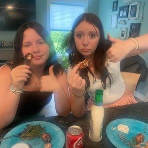 Meet your Posher, Annika